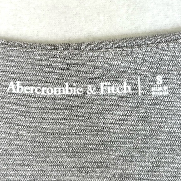 ABERCROMBIE & FITCH Women’s Long Sleeve Sparkle V Neck Bodysuit Gray Shimmer S‎ - Picture 7 of 15